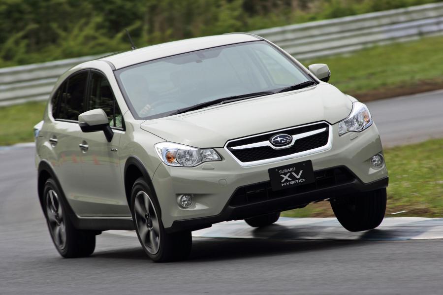  Subaru XV Hybrid 2013 года  (JP) (фото 4 из 10)